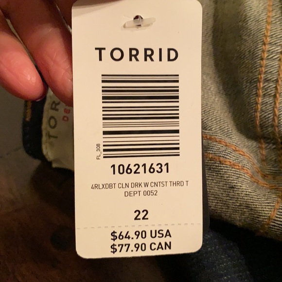 NWT Torrid Slim Bootcut Mid Rise Stretch Jean - Picture 11 of 14